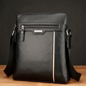 Leather Cross body/shoulder/messenger bag